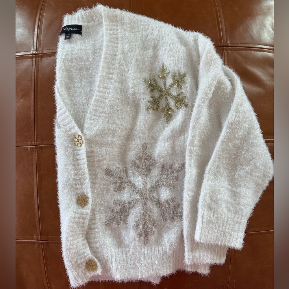 NWOT 33 Degree Snowflake Sweater - Picture 5 of 6